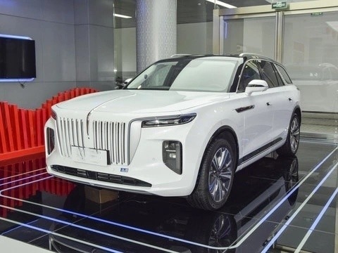 Hongqi E-HS9 2022 4 lugares carro elétrico EV dentro Honggi Hong Qi Guangdong 6 locais