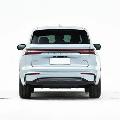 SUV 2023 Geely Monjaro Xingyue L 2.0td 4WD para entusiastas russos de offroad