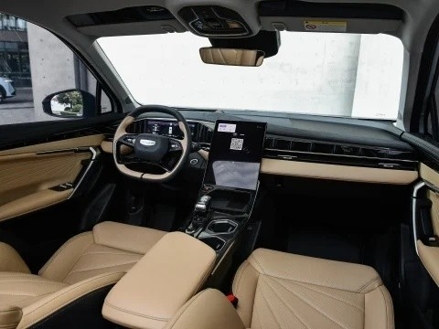 Vida útil ≤ 1 ano Geely Boyue L Veículos energéticos Automóveis SUV a gasolina para condições de estrada