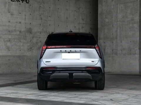 Vida útil ≤ 1 ano Geely Boyue L Veículos energéticos Automóveis SUV a gasolina para condições de estrada