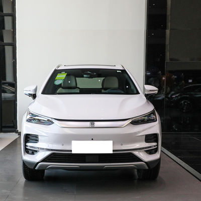 SUV a gasolina Byd Tang 7 lugares 635 km alcance elétrico