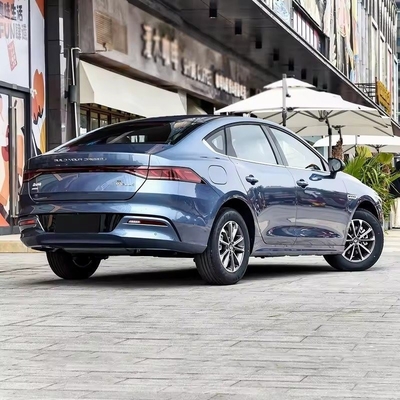 Veículo energético Byd Qin Plus Dm-I 2024 Combustível híbrido e bateria de lítio avançada