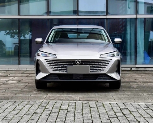 Super Dimensão Chang um Uni-K 2.0 T 4 Wd Veículo Automóvel a Gás Veículo a Gás Veículo EV Veículo 2.0-2.6L