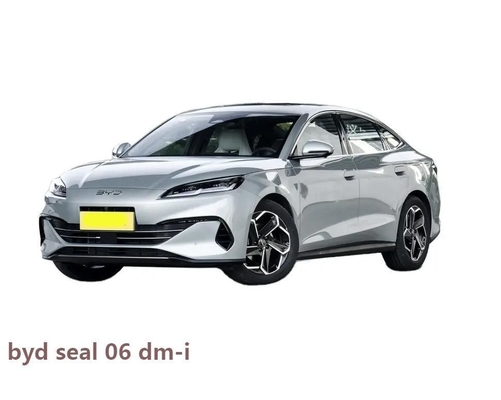 80 km recém-lançado 2024 Byd Seals 06 Dm-I Veículos energéticos Pneus Tamanho 225/50 R18 Assentos 5