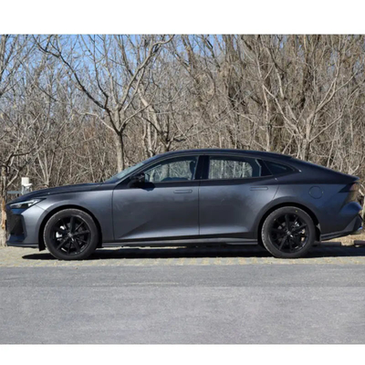 Volante multifuncional Chang prepara um Micro Carro Uni-V para viagens acessíveis