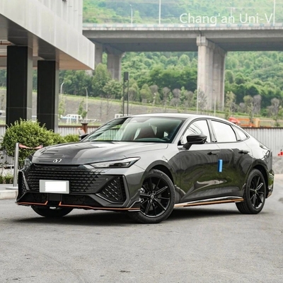 2023 Changan Uni-V Intelligent Electric Idd Plug-in Hybrid 1.5t 113km Carro compacto