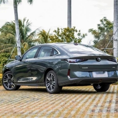 Changan Qiyuan A05 Compacto 1.5L Plug-in híbrido Sedan de carregamento rápido A escolha perfeita