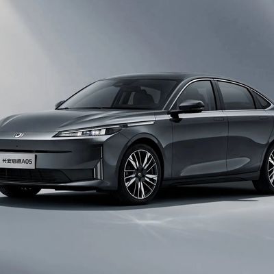2024 Chang prime um Qiyuan A05 Sedan Auto 145 Max com caixa de velocidades automática assentos de couro R18 tamanho do pneu venda