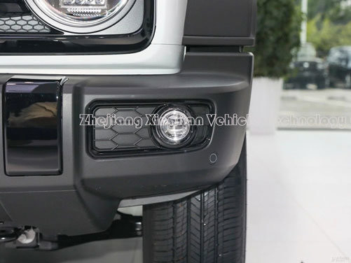 2024 Yk Motors Tank Direct Supply SUV compacto com 5 lugares e sistema de travagem mecânico