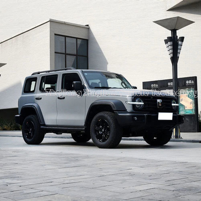 Tanque 300 Carro chinês 8 velocidade 227HP 5 lugares SUV a gasolina com sistema mecânico de travagem