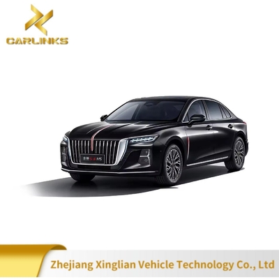 Marcas chinesas de luxo Hongqi H5 MID-Size 5 lugares Sedan Veículo a combustível Mão esquerda em 2024