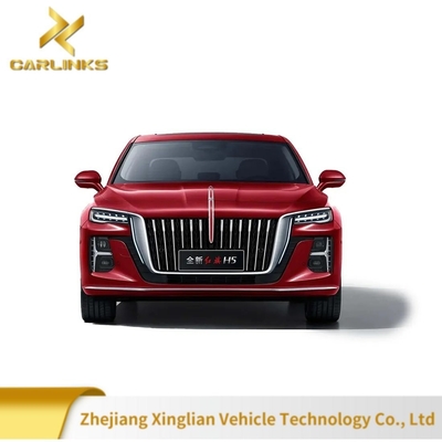 Marcas chinesas de luxo Hongqi H5 MID-Size 5 lugares Sedan Veículo a combustível Mão esquerda em 2024