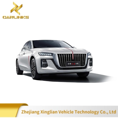 Marcas chinesas de luxo Hongqi H5 MID-Size 5 lugares Sedan Veículo a combustível Mão esquerda em 2024