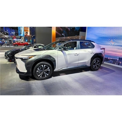 E-mail ou serviço on-line por telefone e venda de peças Toyota Bz4X EV Veículos elétricos