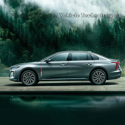 2023 Hongqi H5 Carro de tamanho médio chinês 2.0t 224HP L4 com design e caixa de engrenagens automática