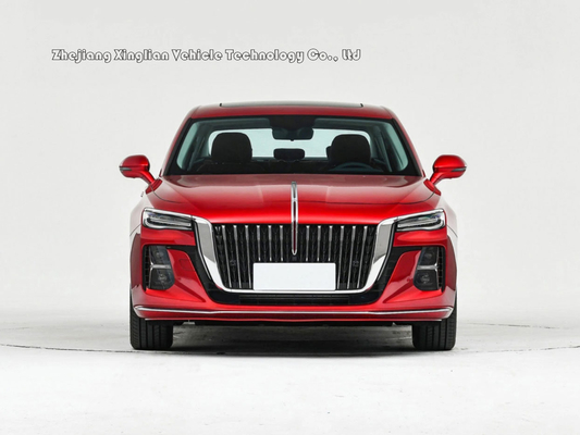 Certificado ISO14001 e 1,6-2,0L Displacements O óleo combustível Hongqi H5 4 rodas Sedan