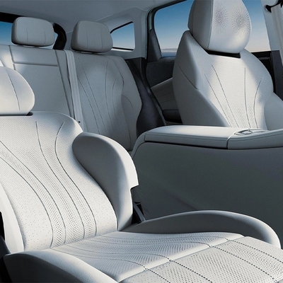 Modelo de veículo Hongqi H9 a gasolina com direção esquerda, com FWD e motor a combustível