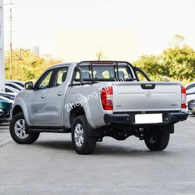 Dongfeng Rich 6 Double Cab Diesel 4X4 Mini Pickup Truck com Direção Esquerda em Amarelo