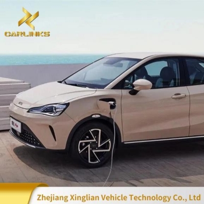 Nezha Aya Long Range SUV com Pure Electric Energy 2420mm base de rodas e 318-401km de alcance