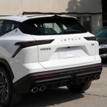 Fabricado SUV 2023 Modelo 1.6t 5 portas 5 assentos Carro a gasolina com personalização por Jietu Dasheng