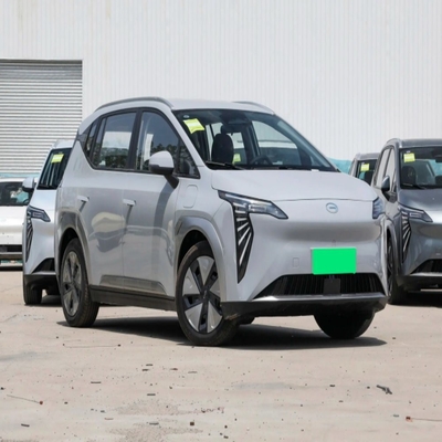 Aion Younger SUV BEV de 5 portas e 5 lugares com autonomia de 430 km e bateria de lítio ternária