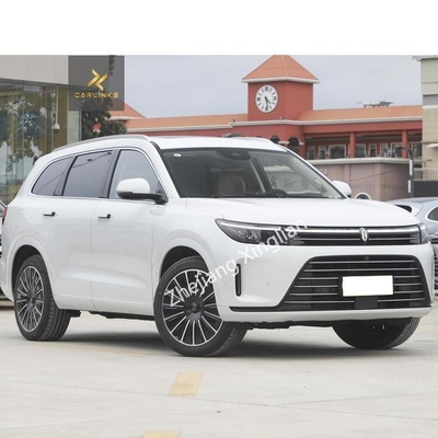 SUV de luxo de 5 portas e 6 lugares com tração nas quatro rodas com cilindrada 1000-1600cc e direção esquerda