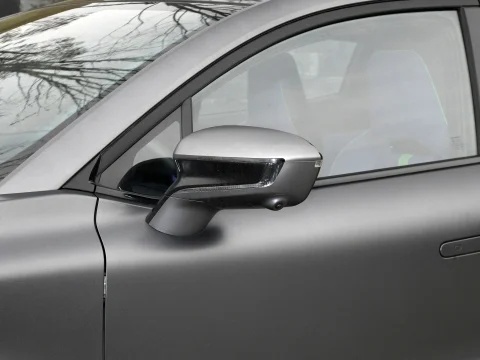 New Cheap Chang′an Uni-T 2023 Second-Generation 1.5t Premium Comfortable Electric Car