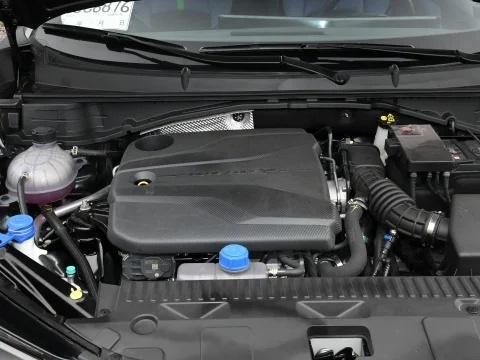 New Cheap Chang′an Uni-T 2023 Second-Generation 1.5t Premium Comfortable Electric Car