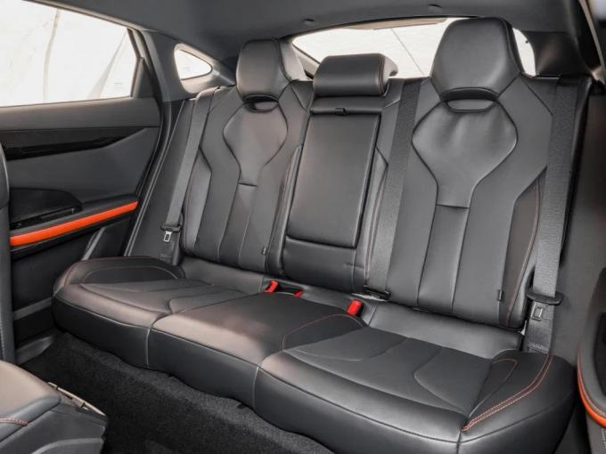 Auto  Chang′an Uni-V Intelligent Electric Idd 5 Seaters Electric Vehiles